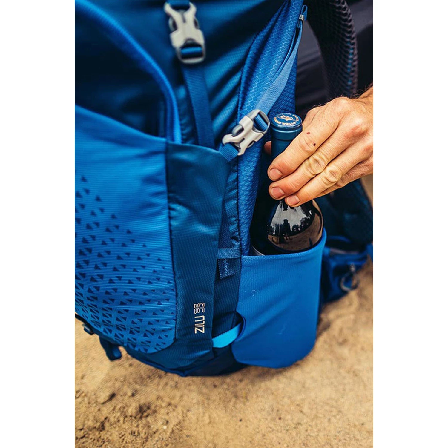 Gregory Zulu 40 Backpack - Volcanic Black - Image 5