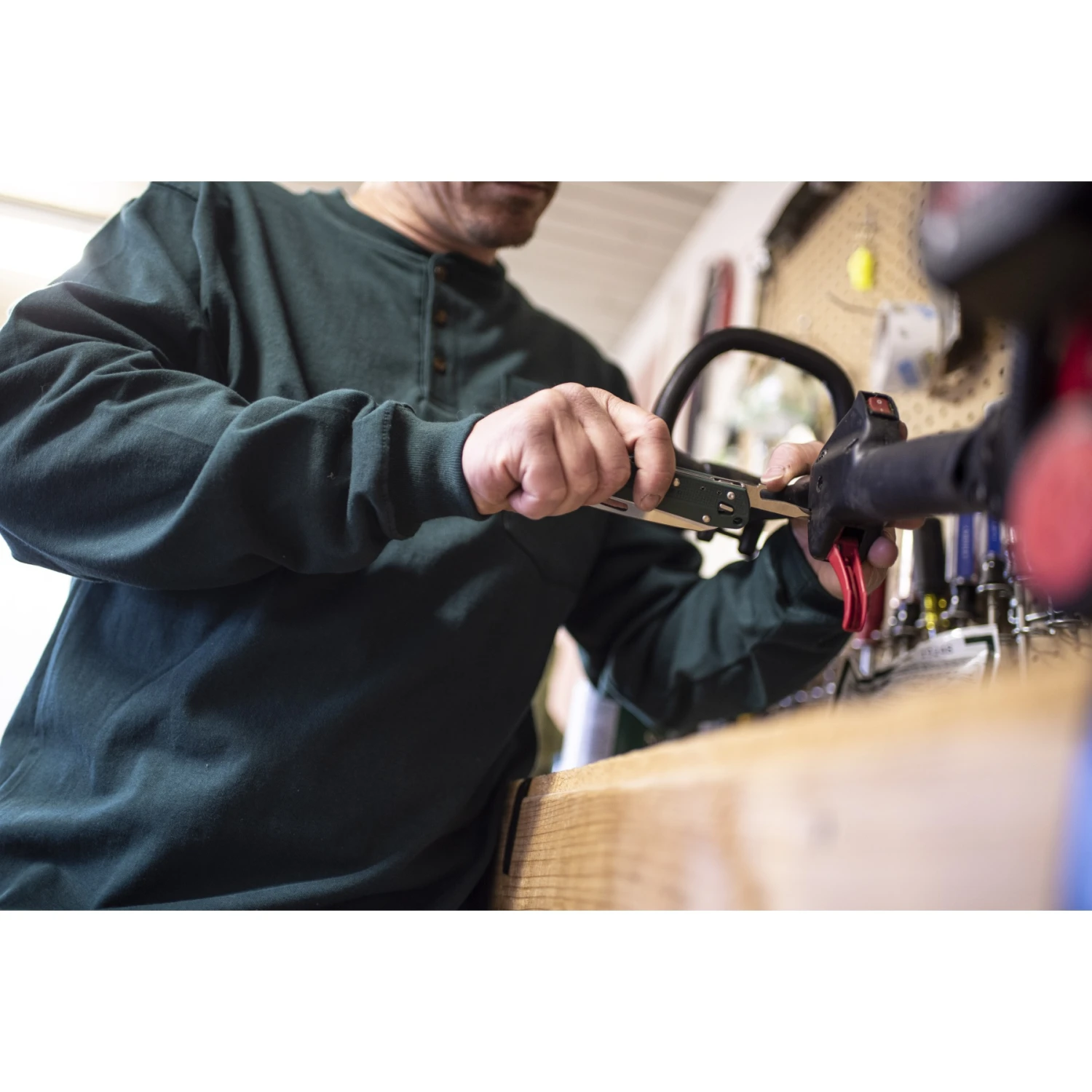 Leatherman Free K2 Knife - Gray - Image 6