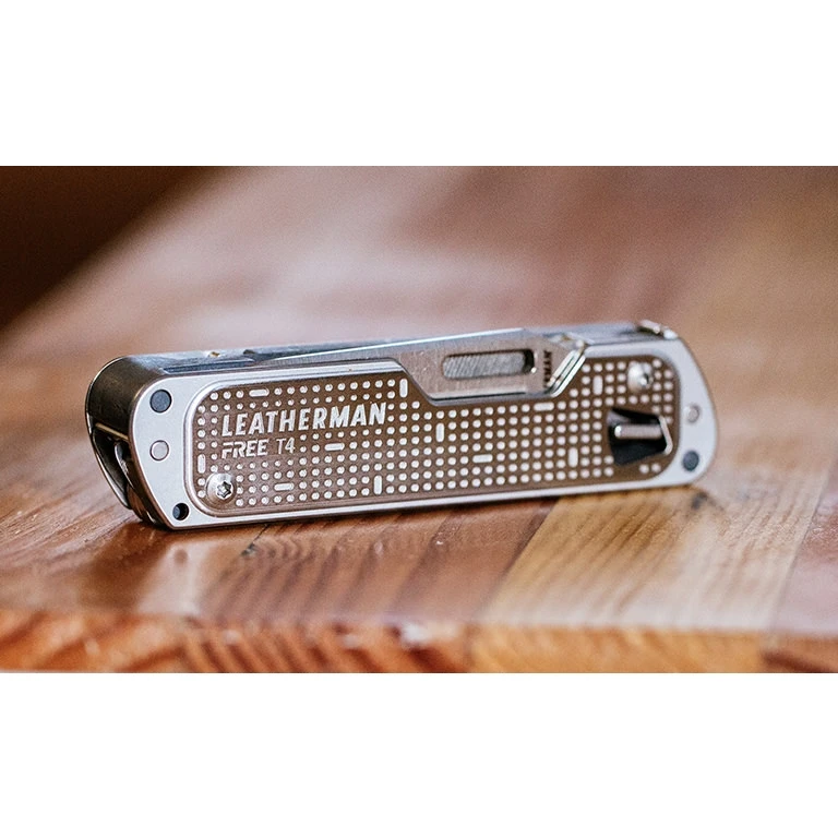 Leatherman Free T4 Multitool - Navy - Image 7