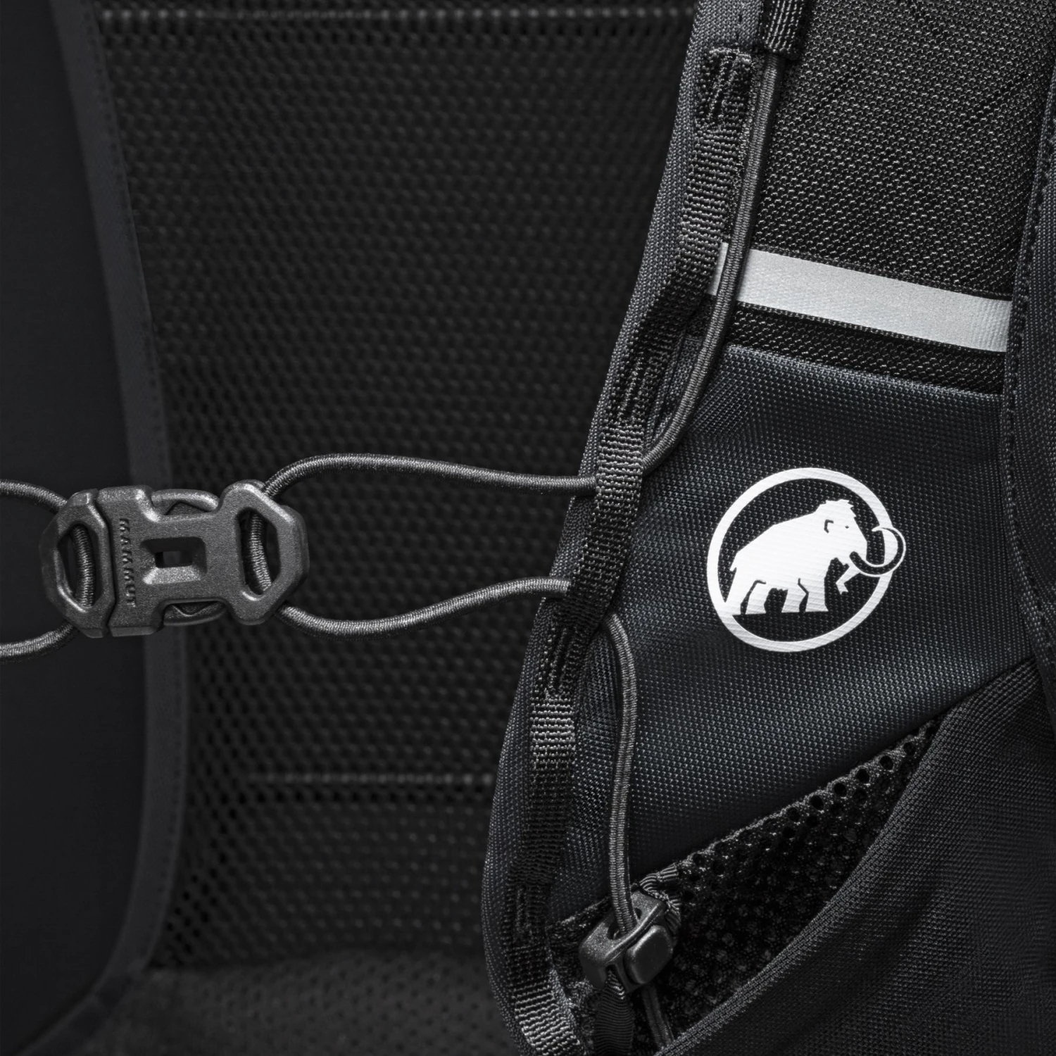 Mammut Ducan 30 Backpack - Sapphire-black - Image 7