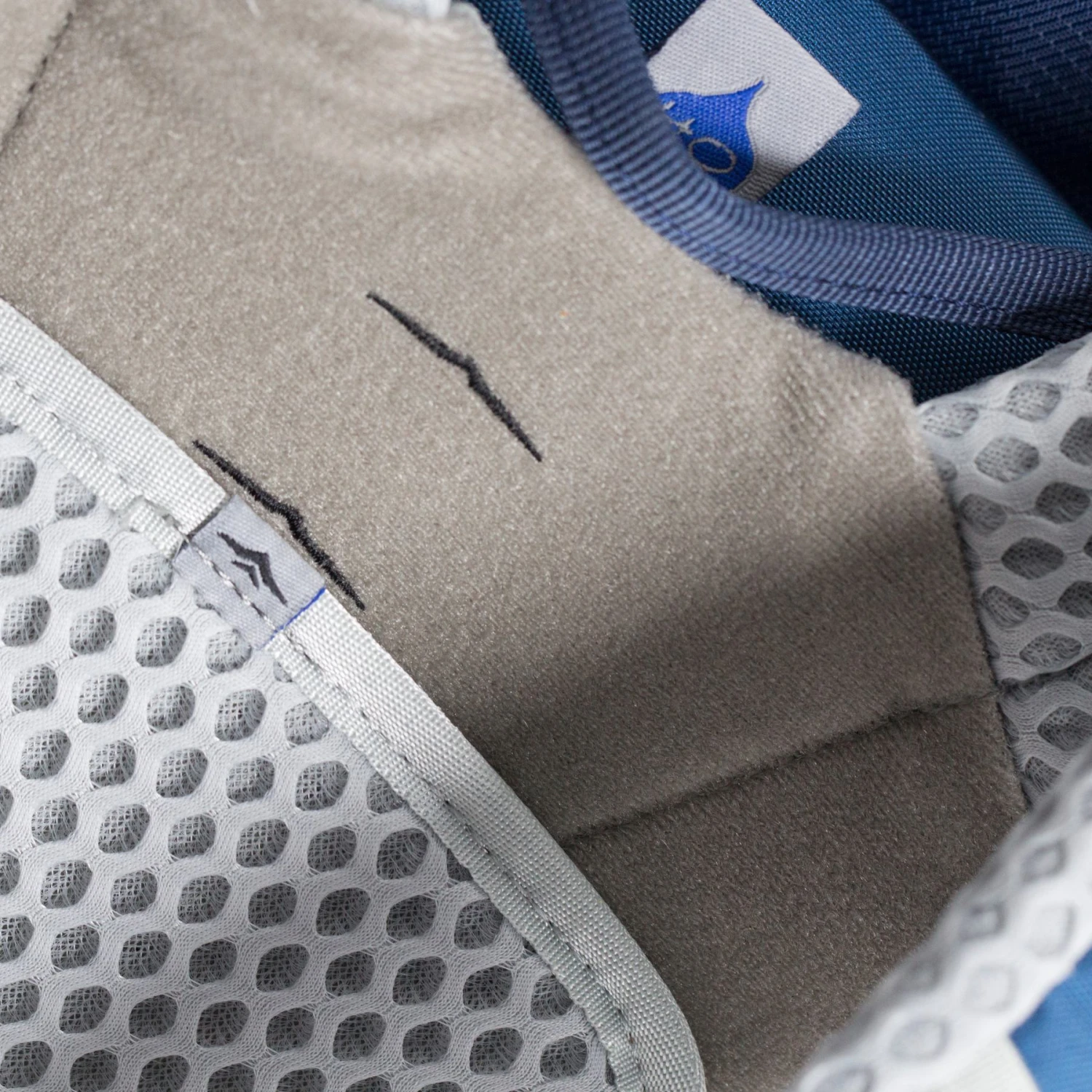 Osprey Stratos 36 Backpack - Smoke Grey - Image 8